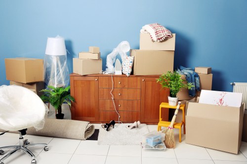 Man and van pricing discussion for Edgware moving services