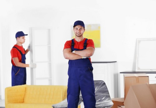 Edgware moving van service for homes and flats