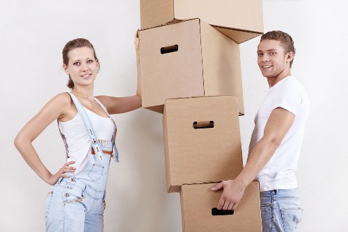 Man and van helping with small house move near Edgware